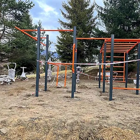 Drevenica Pod Smrekom 山林小屋 *